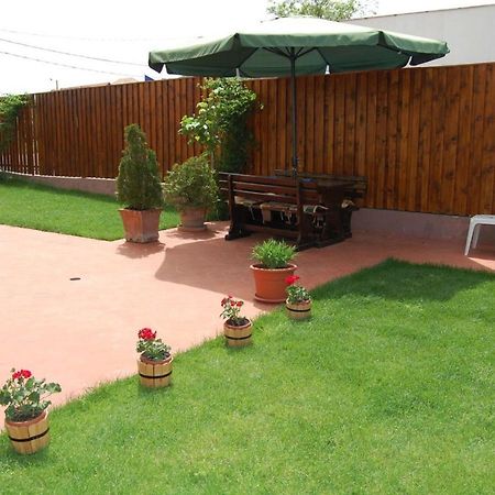 Casa Rad Hotel Sinmartin  Luaran gambar