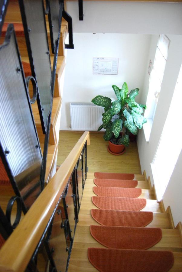 Casa Rad Hotel Sinmartin  Luaran gambar