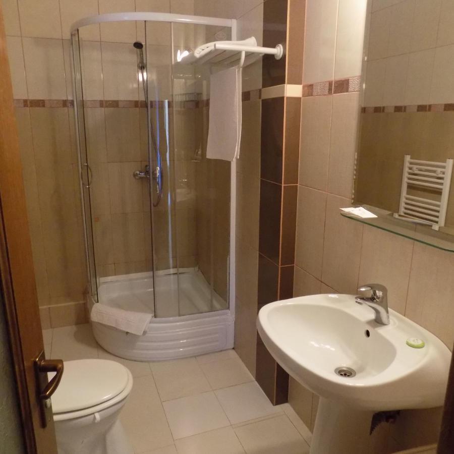 Casa Rad Hotel Sinmartin  Luaran gambar