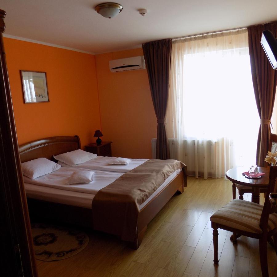 Casa Rad Hotel Sinmartin  Luaran gambar